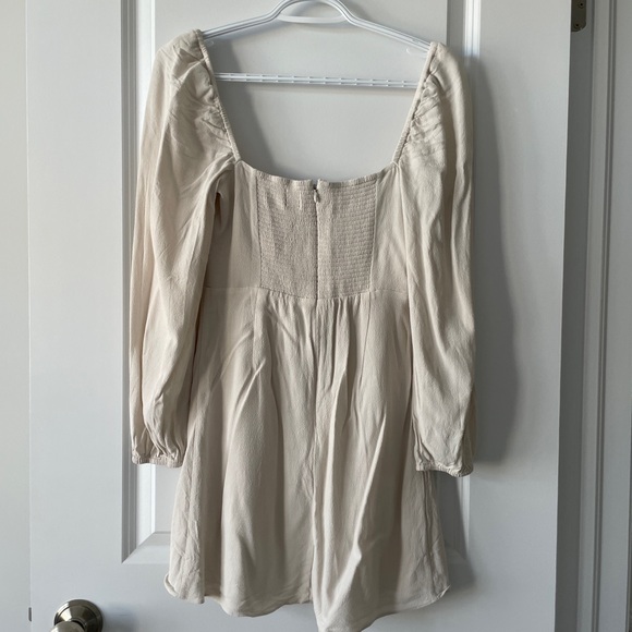 Aritzia Sundays Best Delilah dress - Picture 6 of 6